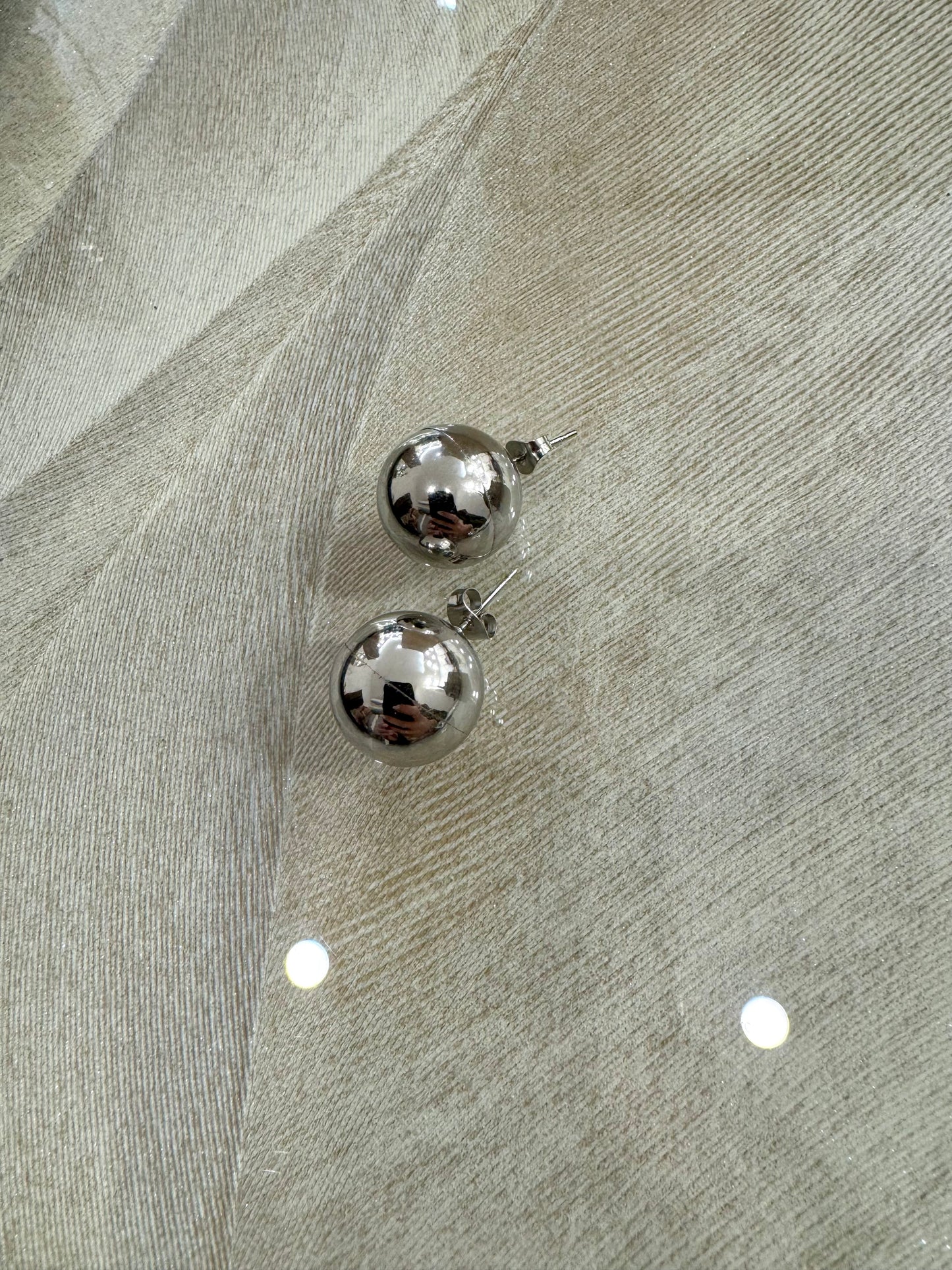 Orecchini a bottone lisci