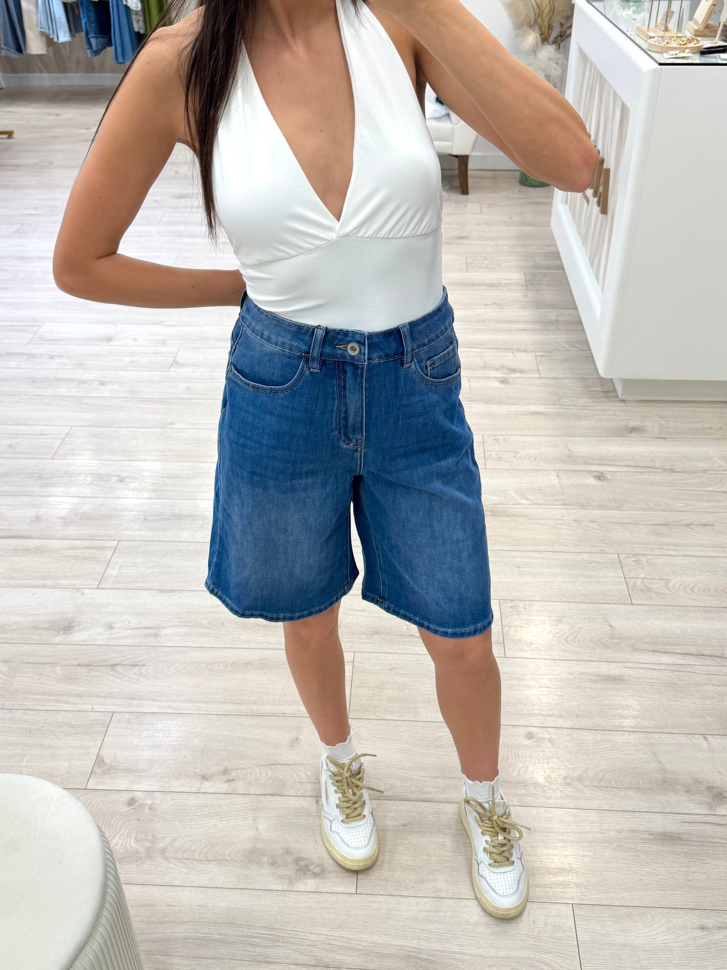 Bermuda jeans