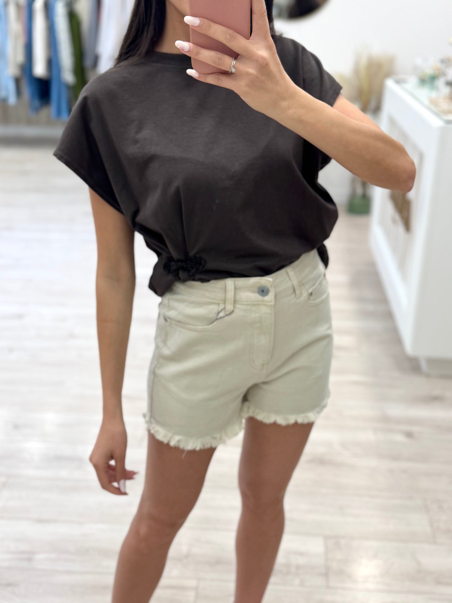 Short cotone sfrangiato