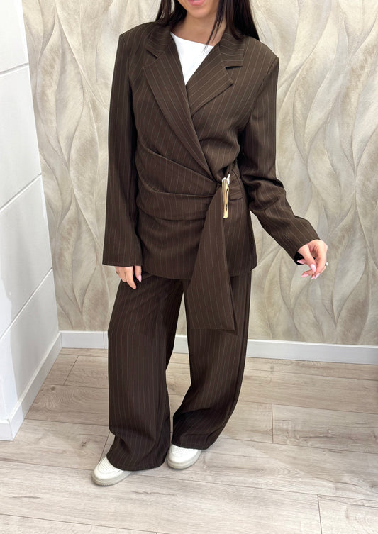 Giacca gessata fibbia fusciacca